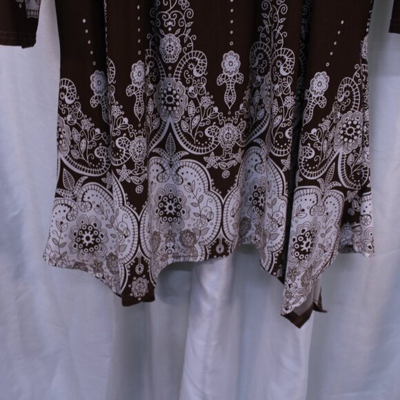 White Mark Chocolate and Ivory Tunic - Picture 7 of 14